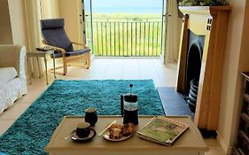 Sandy Feet Retreat - Castlerock
